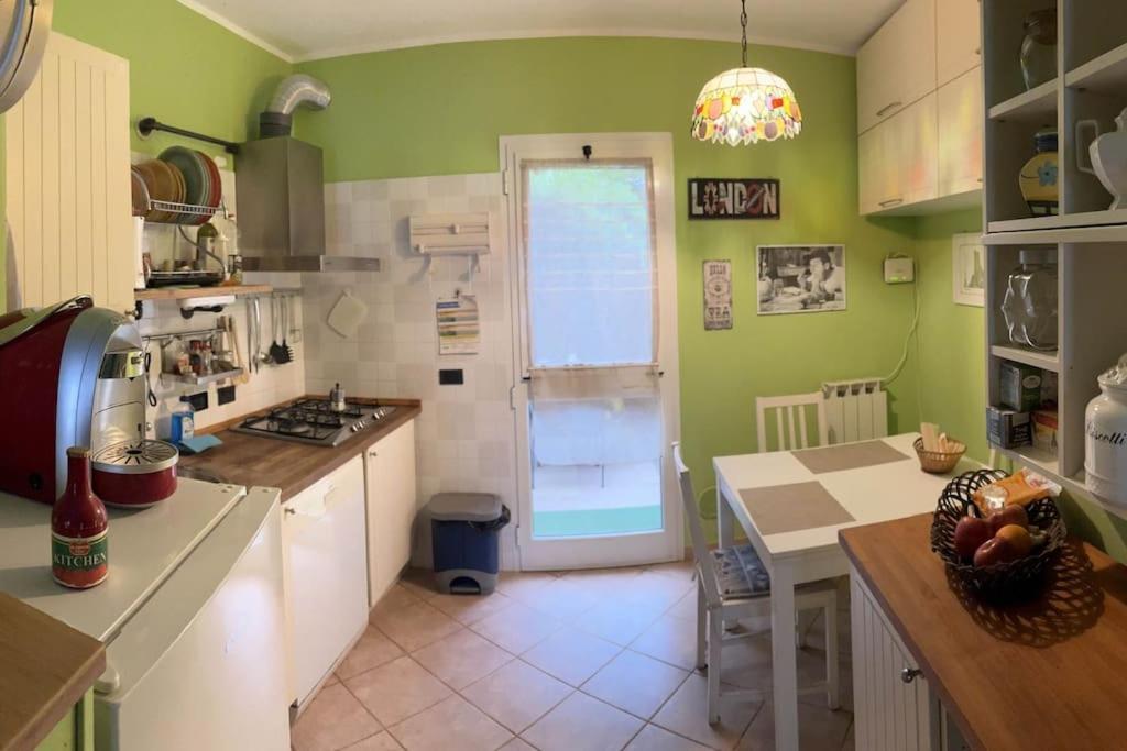 Le Rose , Relax In Casolare Del 1700 Apartment Sarzana Exterior photo